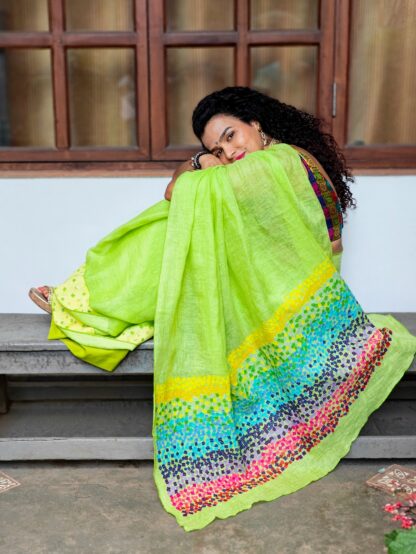 Calyz Green Linen Saree with Collage Technique - Image 4